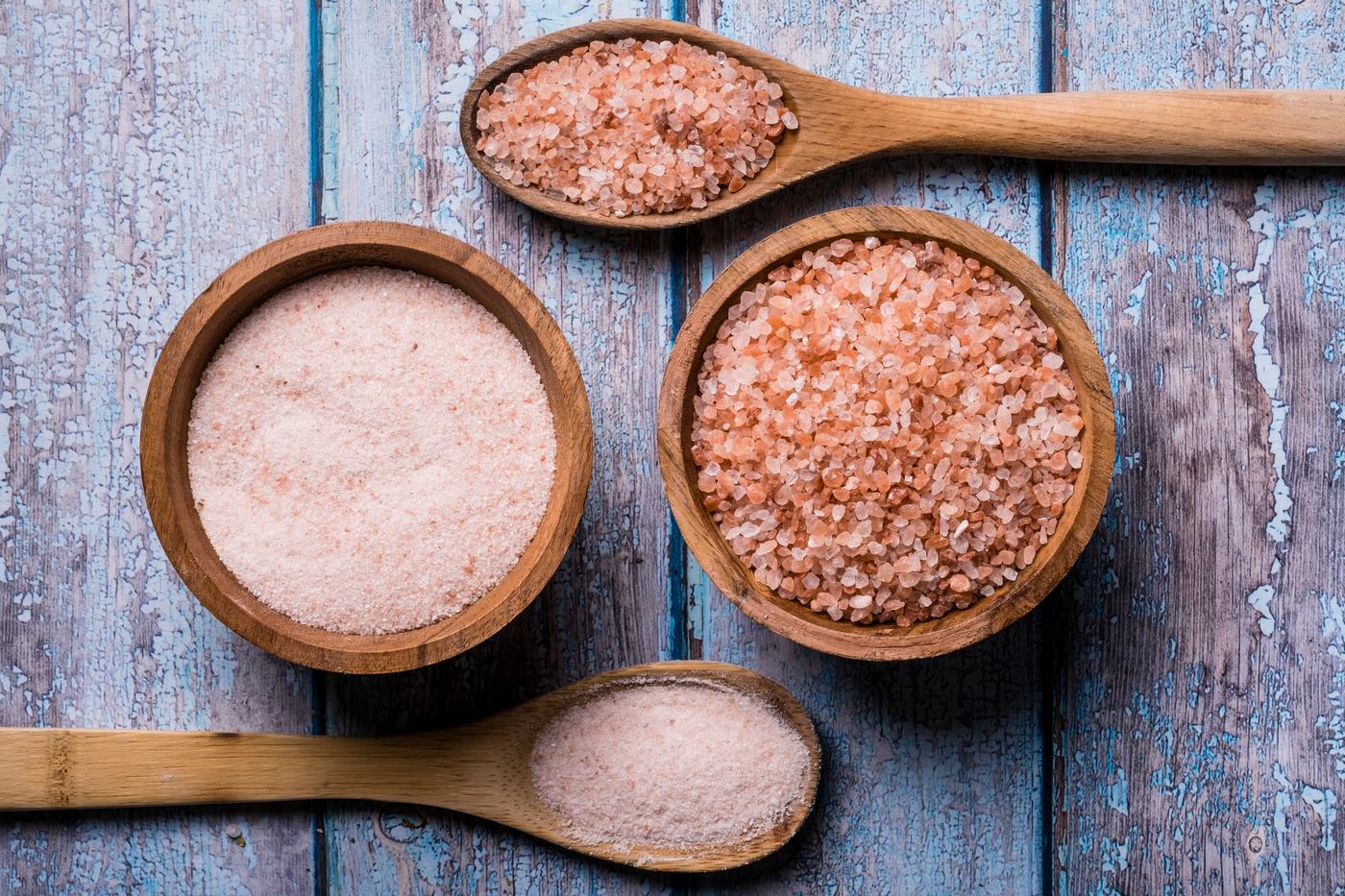 Edible Himalayan pink salt — 2–5mm and mesh grades